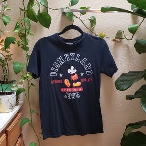 Disneyland t-shirt